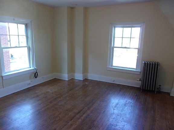 3rd image of 197 North St #15