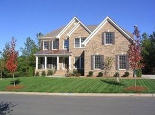 716 Fairway Point Dr, Tega Cay, SC 29708