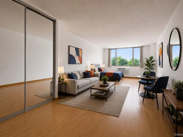 118-17 Union Turnpike #2C, Forest Hills, NY 11375