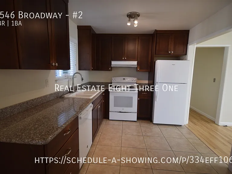1546 Broadway #2 — Photo 5