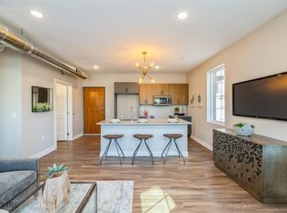 450 SW 7th St #101, Des Moines, IA 50309