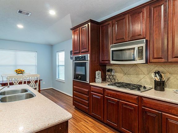 4th image of 7631 Sapulpa Ln