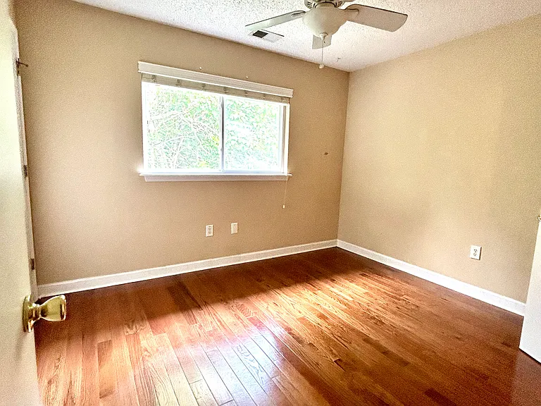303 Smith Level Rd #F32 — Photo 7