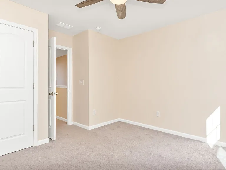 132 Machrie Loop #B — Photo 28