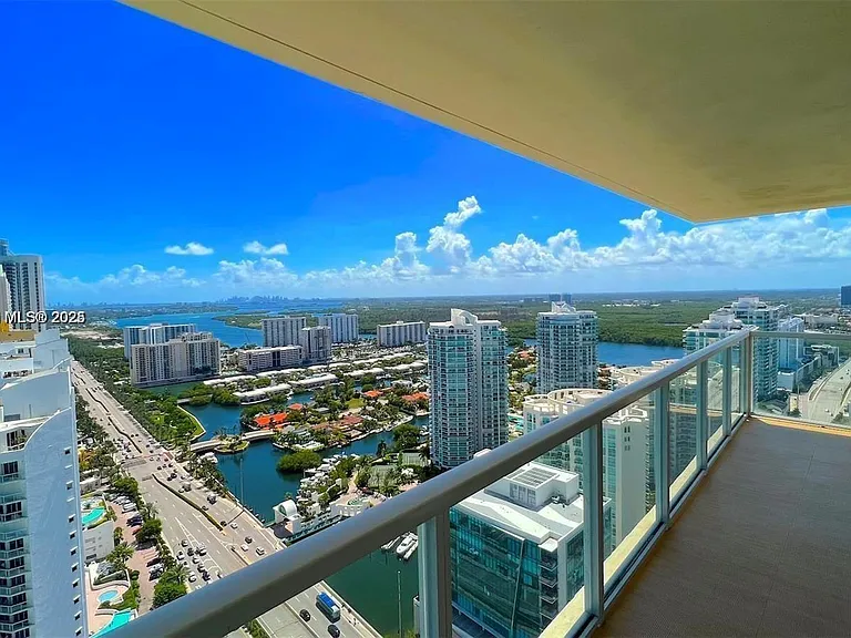 16699 Collins Ave #3808 — Photo 6