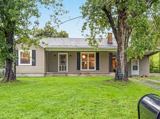 1720 Hickman Rd, Hickman, TN 38567