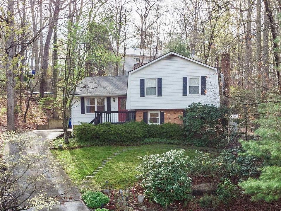 1st image of 1909 Gardenspring Dr