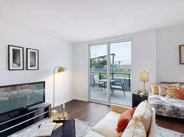 12-15 Broadway Unit 611, Astoria, NY 11106