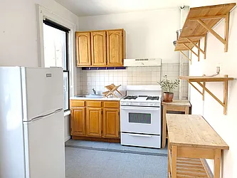 Rented by Bedford Realty USA Corp