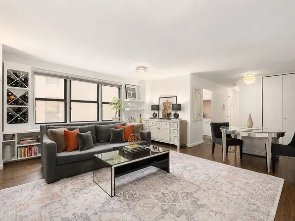 201 E 28th St #7R, New York, NY 10016