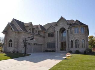 6626 Bentley Ave, Darien, IL 60561