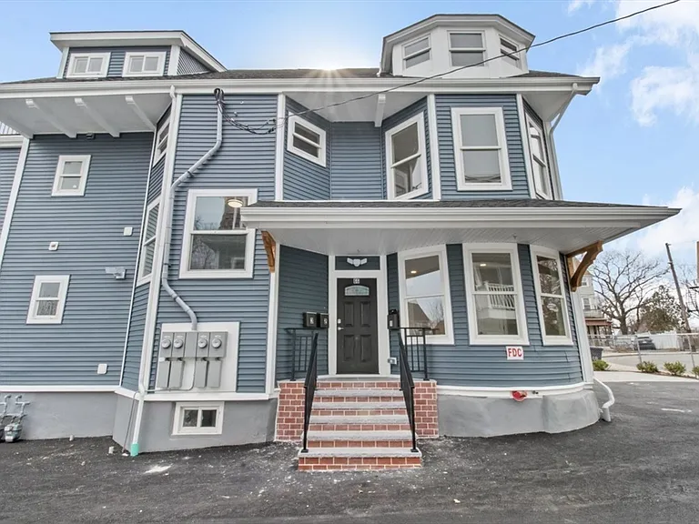 66 Stanley St #2 — Photo 17