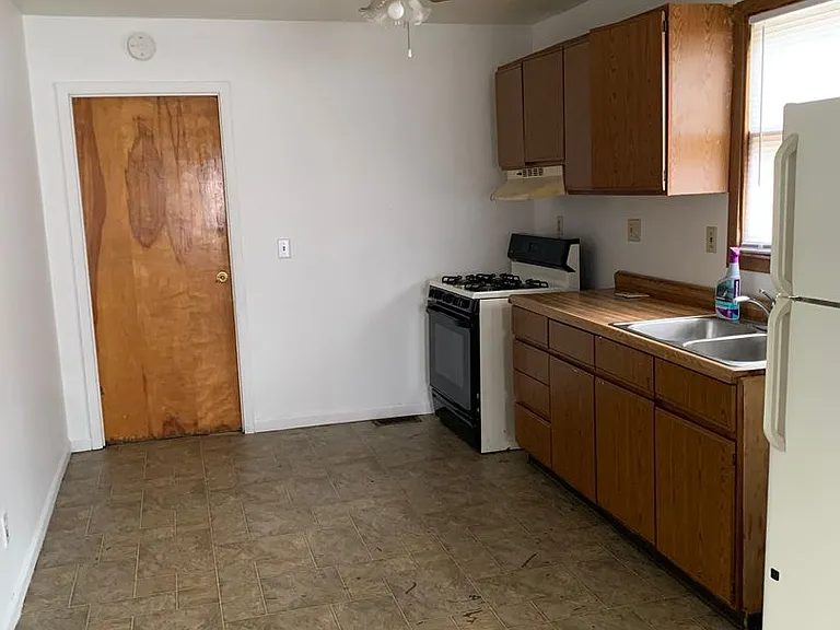 1408 N 15th St — Photo 3
