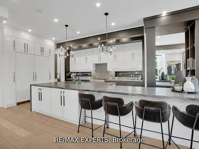 7 Woodvalley Dr — Photo 7