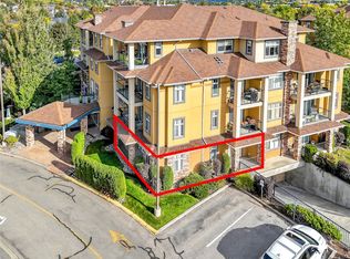 305 Whitman Rd #102, Kelowna, BC V1V2P3