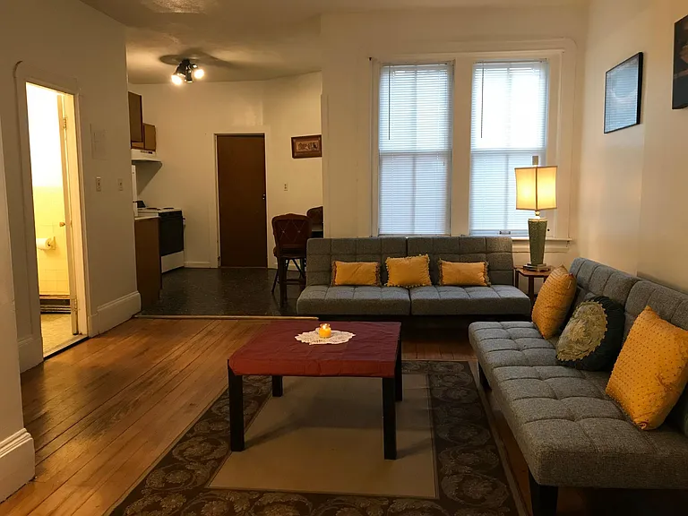 32 Cunard St #2B — Photo 6