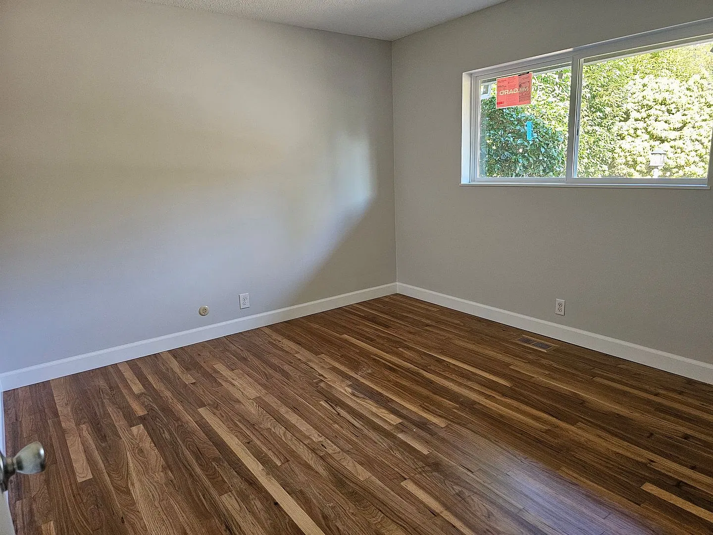 Single Level In Raleigh Hills - Remodeled 3 Bedrooms, 2 Baths — Photo 4