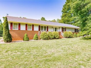 6880 Liberty Hall Rd, Quinton, VA 23141