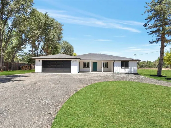 17809 Lasso Loop, Penn Valley, CA 95946