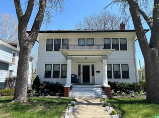 2218 Nebraska St, Sioux City, IA 51104