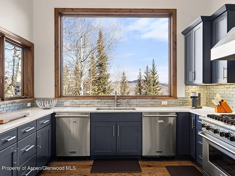 435 Faraway Rd — Photo 10