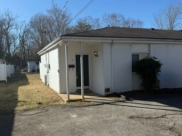 802 E Main St APT 17, Murfreesboro, TN 37130