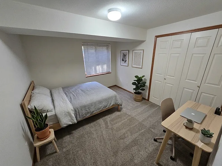 1637 Westbridge Dr #E3 — Photo 6