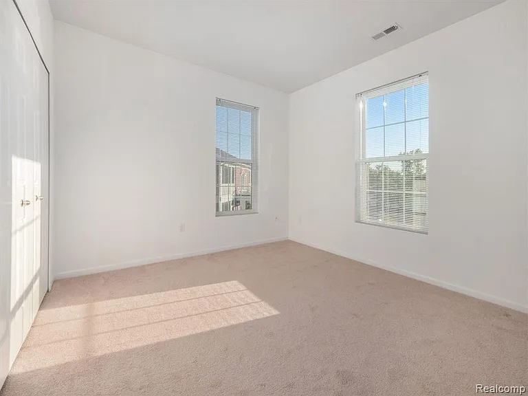 964 W Summerfield Glen Cir #96 — Photo 15
