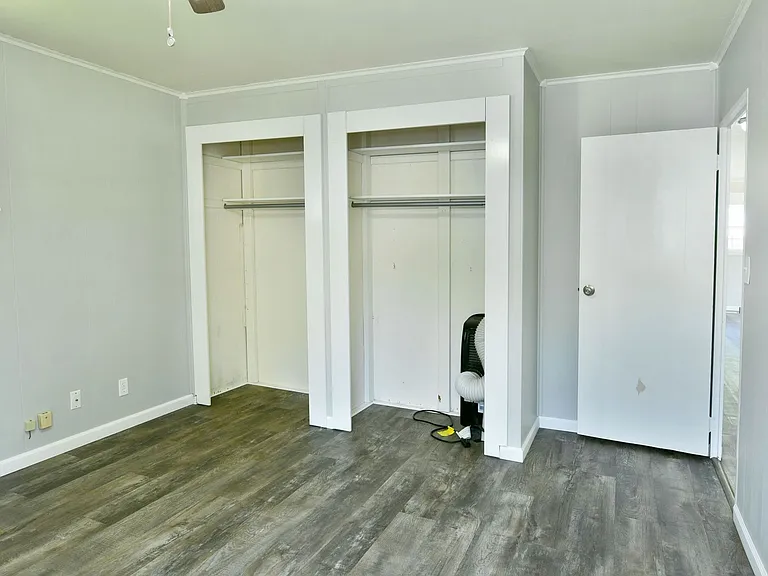 2344 Clearview Dr — Photo 16