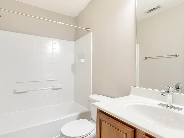 1235 Bainbridge Dr — Photo 12