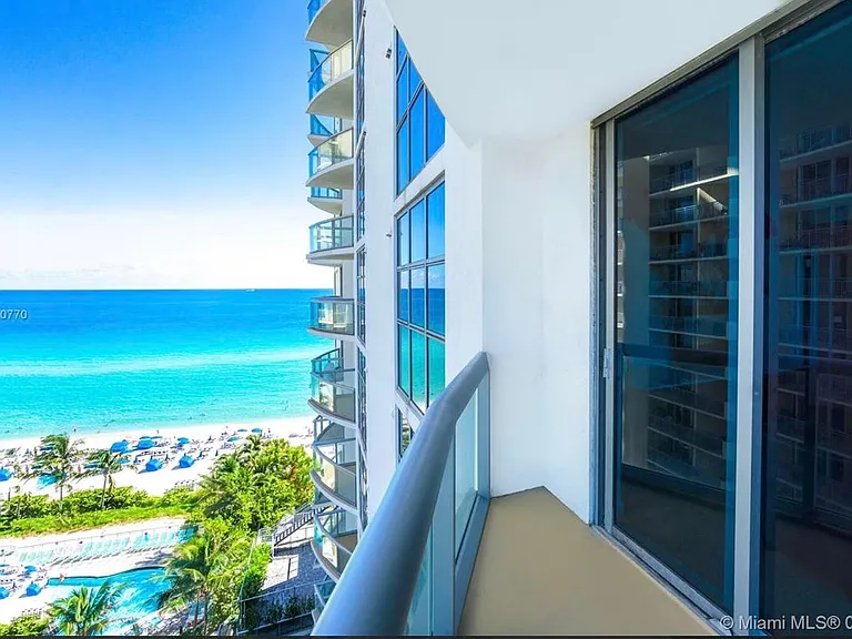 17215 Collins Ave — Photo 4