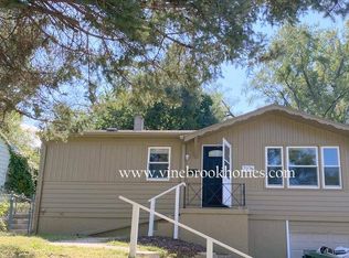 7276 N 34th St, Omaha, NE 68112