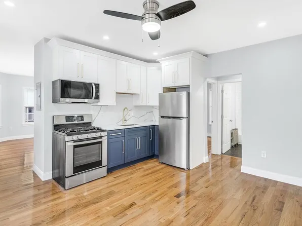 19 Farrington St APT 1, Brockton, MA 02301