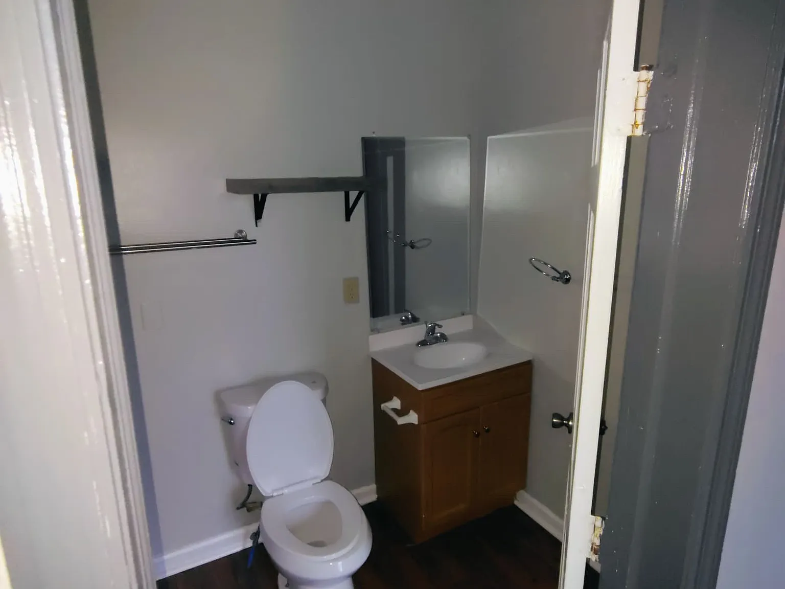 4 bed, 1995 sqft, $2,300 — Photo 3