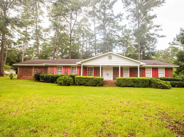 321 Tuxedo Dr, Thomasville, GA 31792