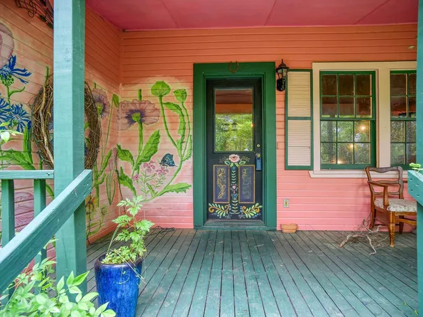 1905 Main St, Bastrop, TX 78602