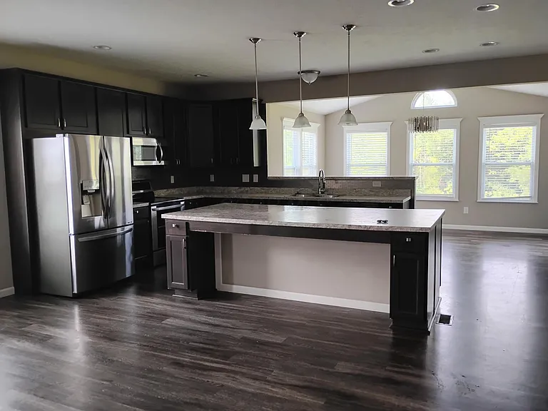 1453 Hoovler Way — Photo 5