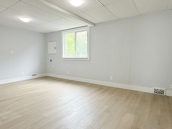 4th image of 1011 Albert Rd #4