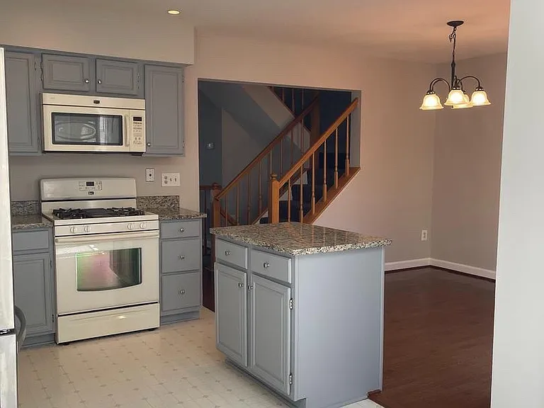 13859 Wakley Ct — Photo 7