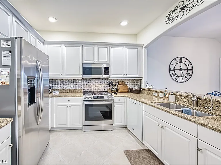 3111 Cottonwood Bnd #1704 — Photo 4