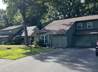 92 Thimbleberry Rd, Malta, NY 12020