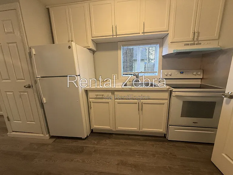 8301 Trout Ave #9 — Photo 6
