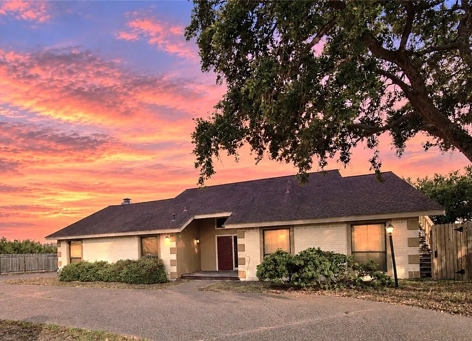 6093 Ennis Joslin Rd