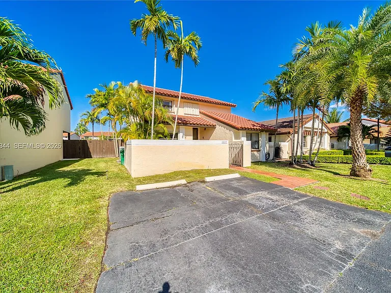 13337 SW 64th Ln — Photo 1