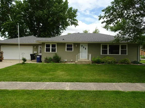 727 4th St, Sheldon, IA 51201