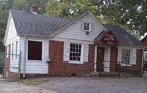 1st image of 3383 Park Ave