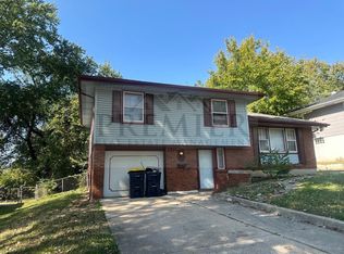 11610 Delmar Dr, Kansas City, MO 64134