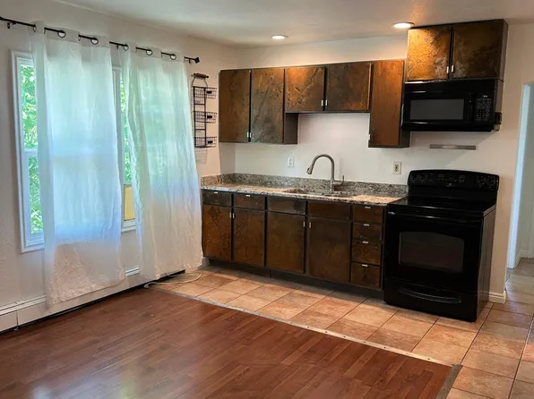 555 W 500 N APT 5, Salt Lake City, UT 84116