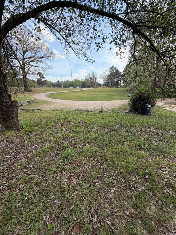 1413 Mine St, Nashville, AR - View 5