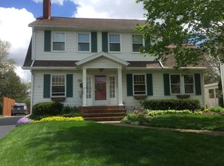 1828 Longview Dr, Springfield, OH 45504